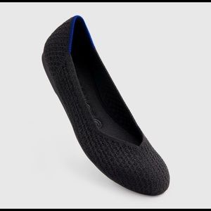 Size 6.5 Rothy’s Black Honeycomb Flats